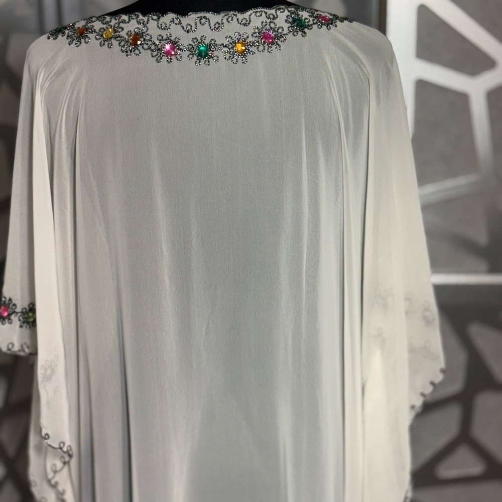 Embellished White Kaftan Dress – One Size – Beaded & Embroidered - Picture 5 of 10
